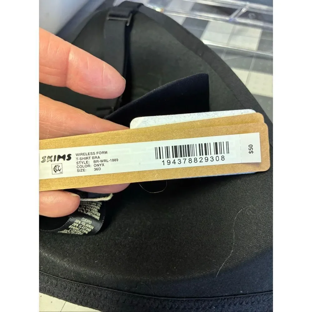 SKIMS NWT T-Shirt Bra in Onyx Size 36D - Picture 7 of 7